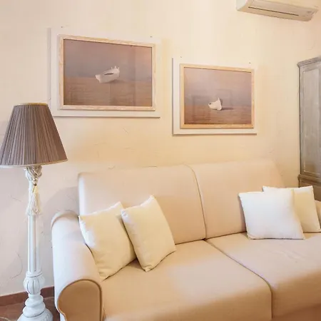 Incanto Retreat With Terrace - Golfo Aranci Appartement Marinella (Sardinia)
